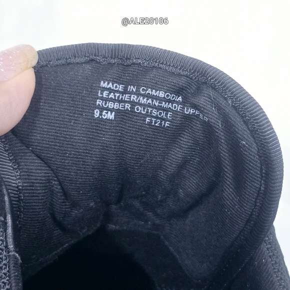 Michael Kors Georgie Nylon and Crocodile Embossed Leather Trainer Sz.9.5 M - Picture 9 of 10